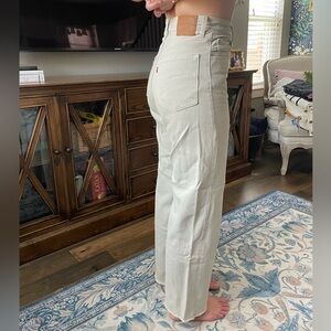 Levi’s High Loose Jeans